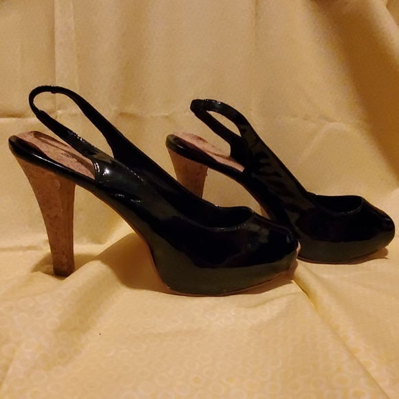 Heels - Picture 2 of 2